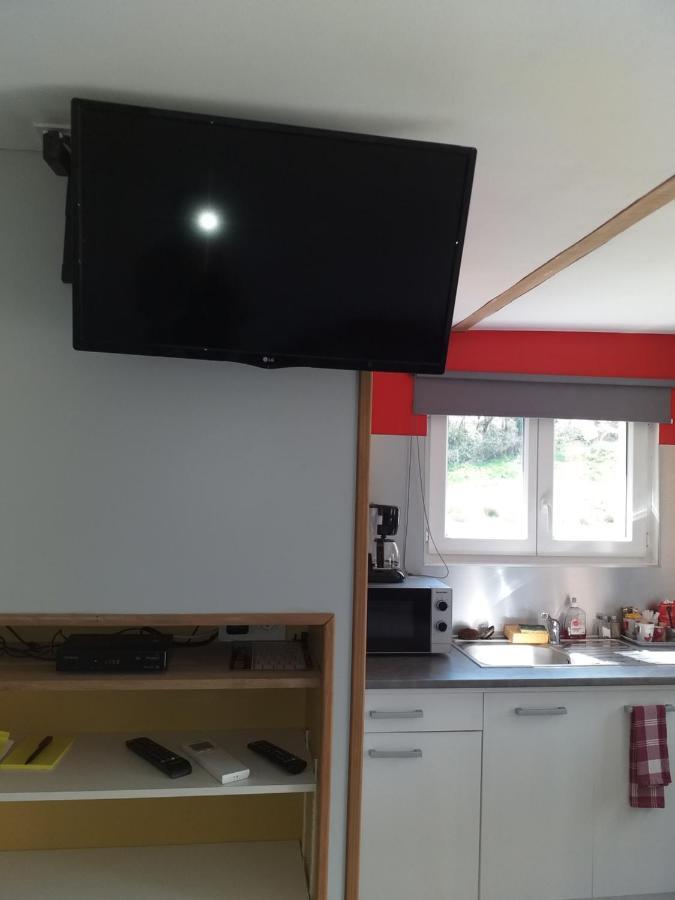 Le Petit Pays Apartman Montgivray Kültér fotó
